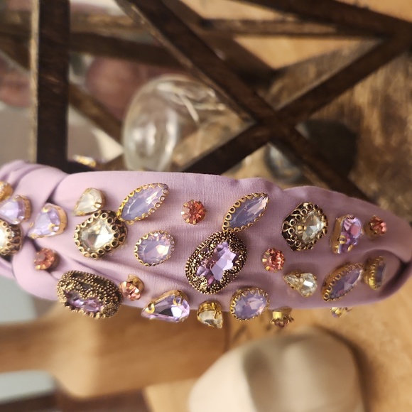 Whimsically Jewelled Head Band - Picture 2 of 4
